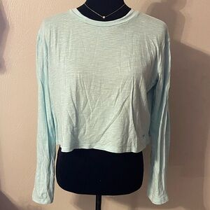 PINK Victoria’s Secret Light Blue Cropped Long Sleeve Tee Women’s M